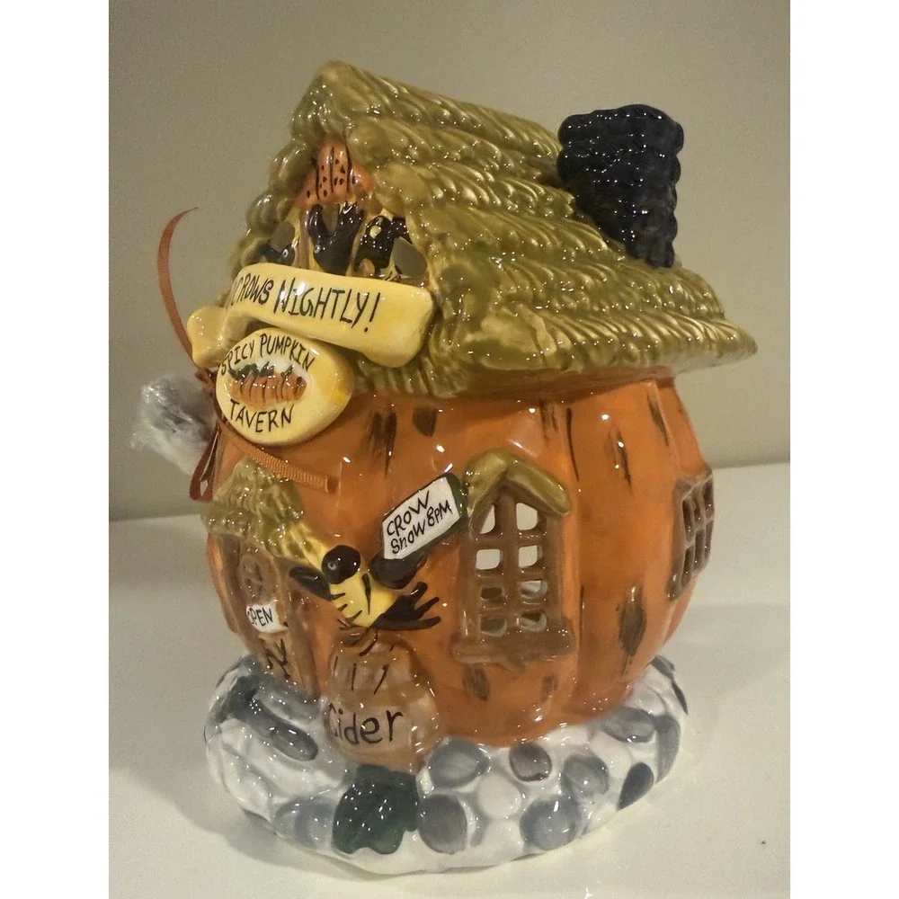 Blue Sky Clayworks Naked Crows Nightly Spicy Pumpkin Tavern Candle House